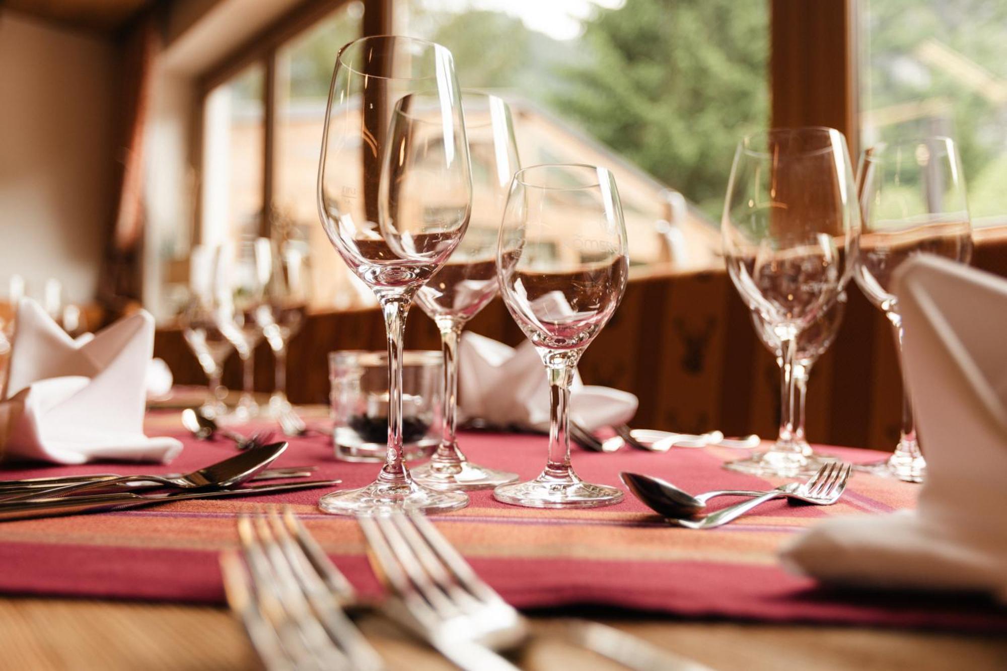 Hotel Kuenstleralm Kaprun Eksteriør bilde