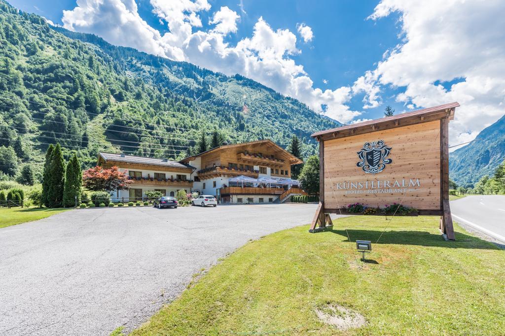 Hotel Kuenstleralm Kaprun Eksteriør bilde