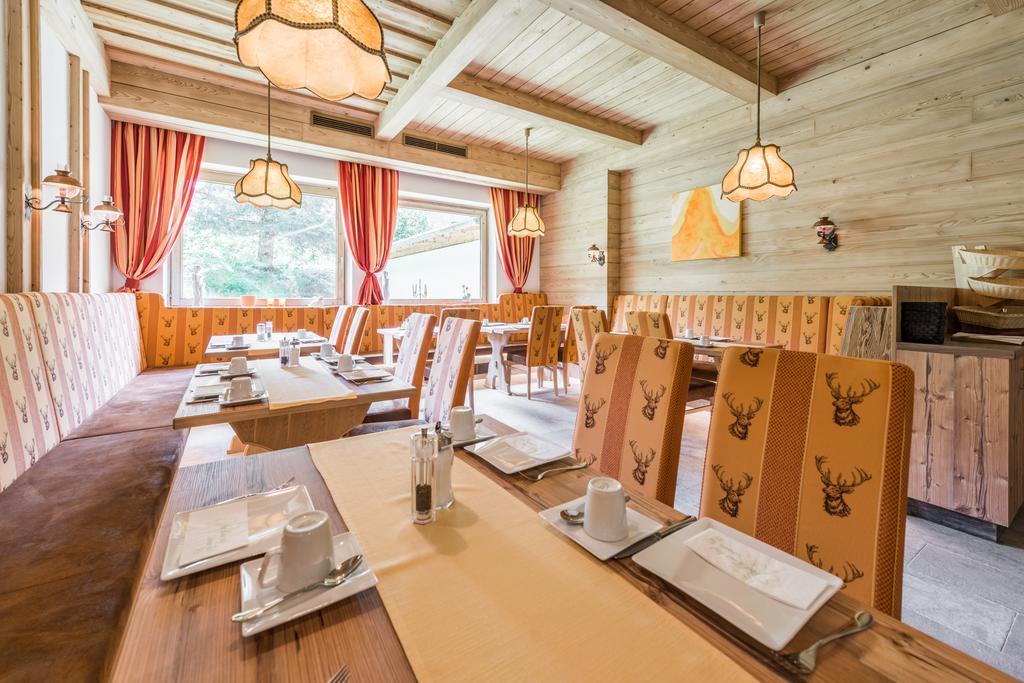 Hotel Kuenstleralm Kaprun Eksteriør bilde